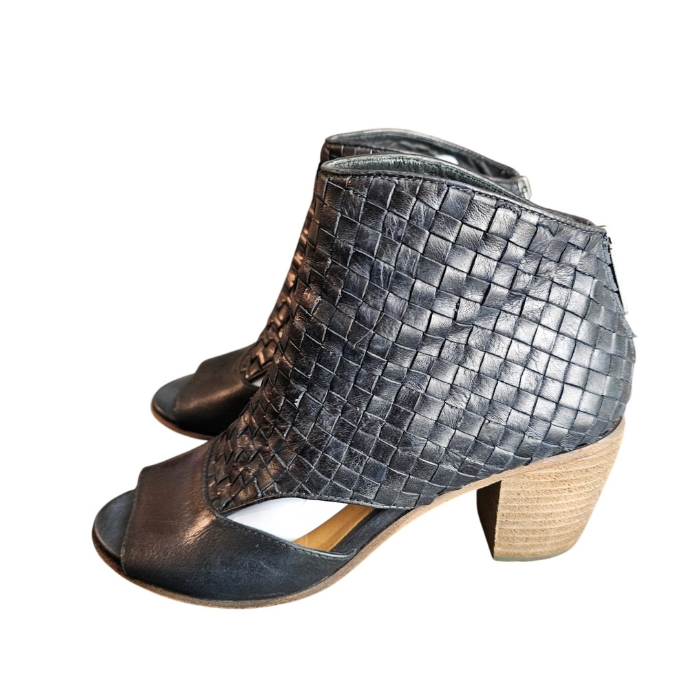 Patricia Nash Rosetta Black Italian Leather Zip Peep Toe Bootie Size 8.5